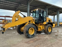 2024 Cat 938