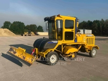 1900 Superior DT80K ROAD BROOM